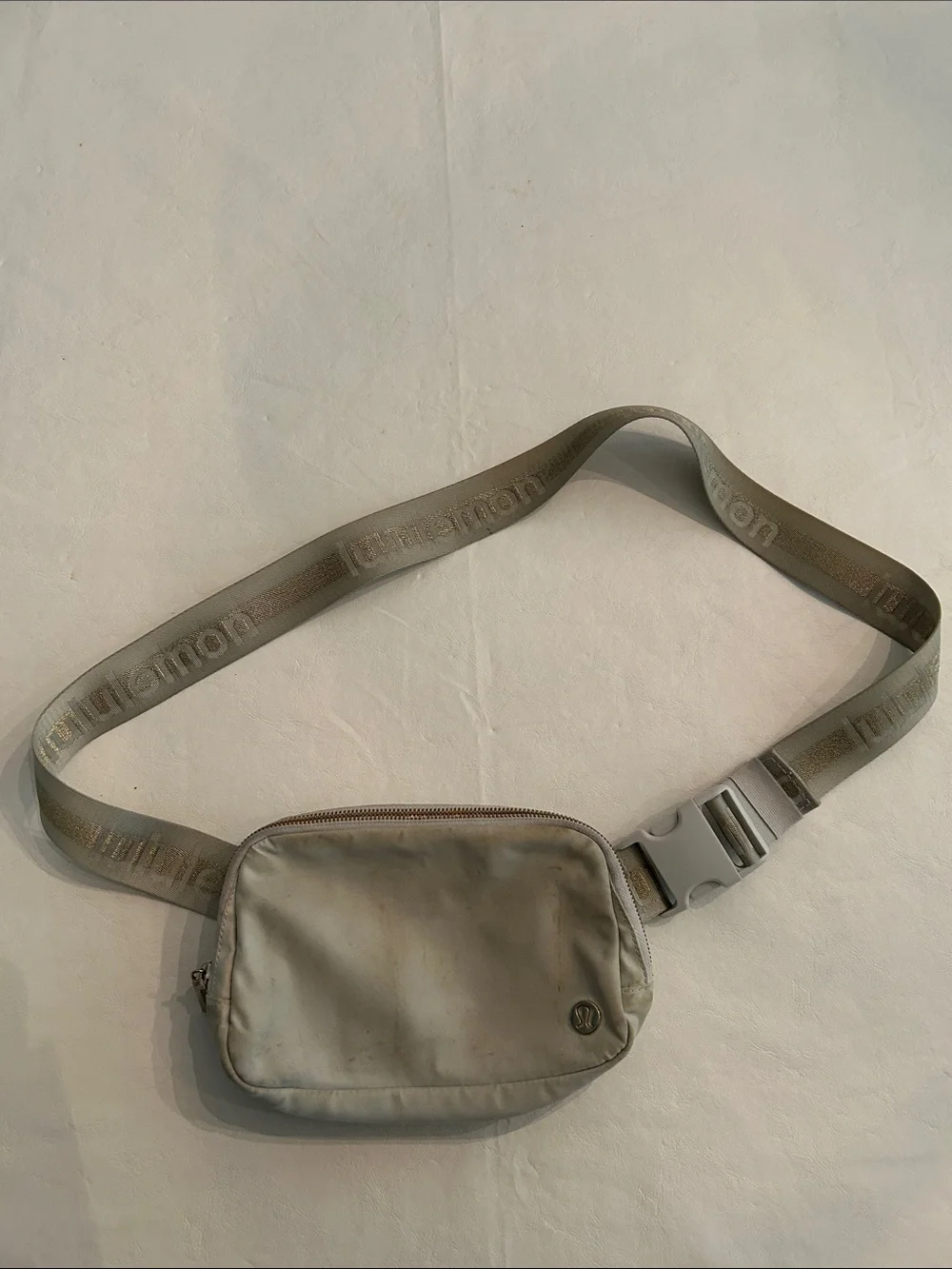 lululemon belt bag